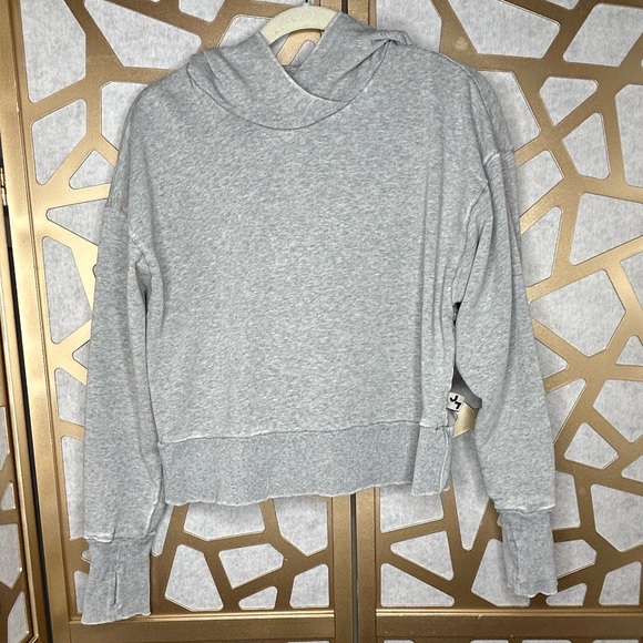 Womens JoyLab Long sleeve Light Gray Cropped Hoodie Sweatshirt Size S - Picture 1 of 6